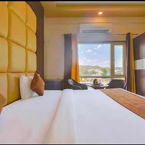 Double Room Mountain View